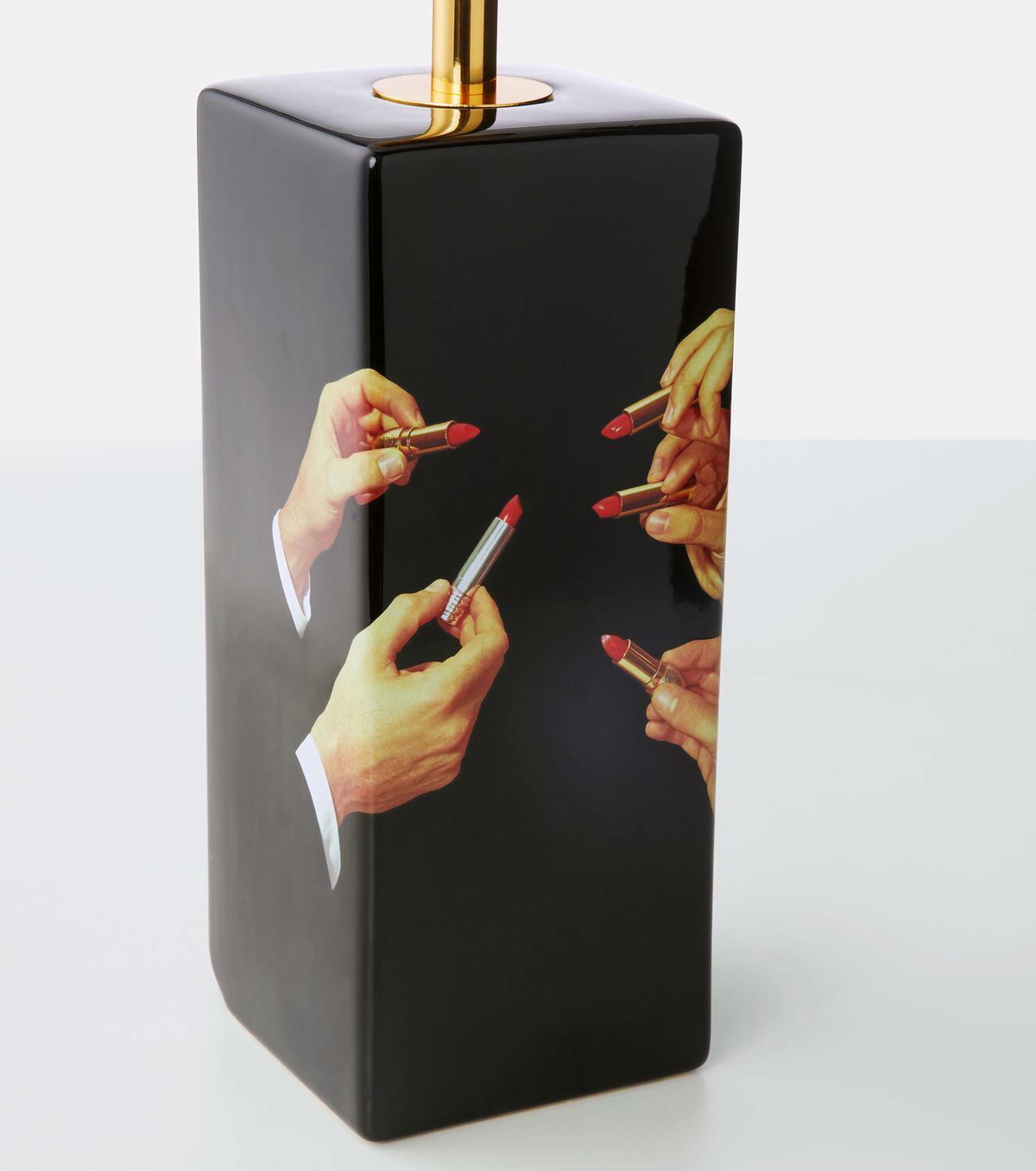Seletti x Toiletpaper Lipstick table lamp, US plug