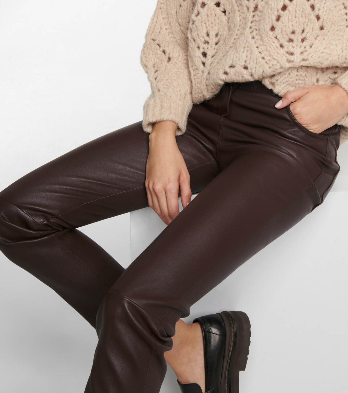 Skinny-fit stretch leather pants in black - Saint Laurent | Mytheresa