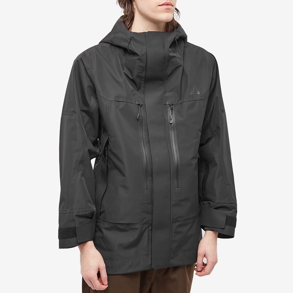 Snow Peak x Mountain Of Moods 3L Graphen Jacket in Black Snow Peak