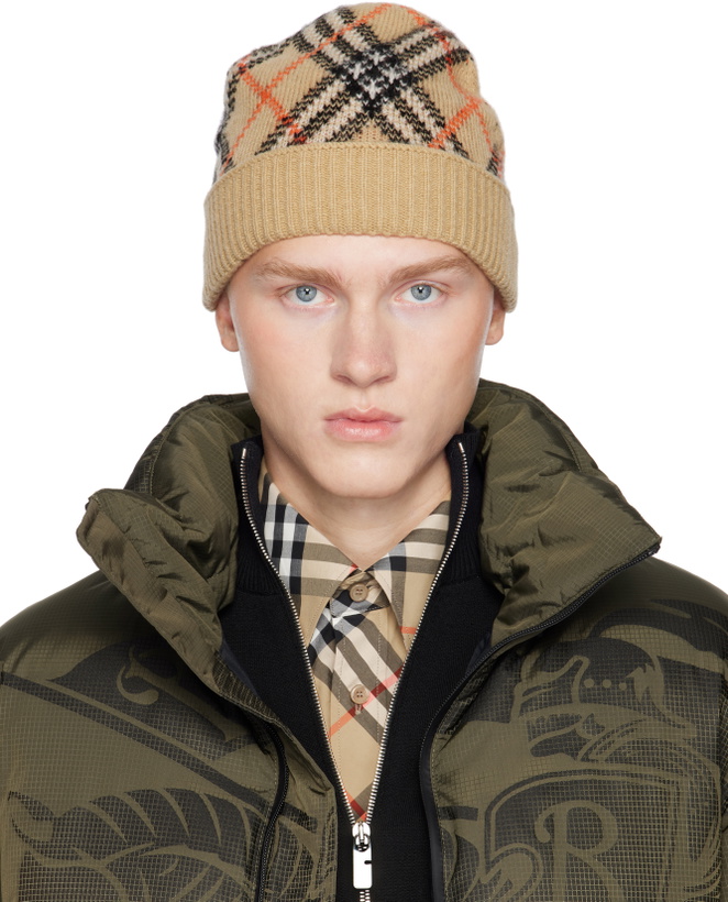 Photo: Burberry Beige Check Cashmere Beanie
