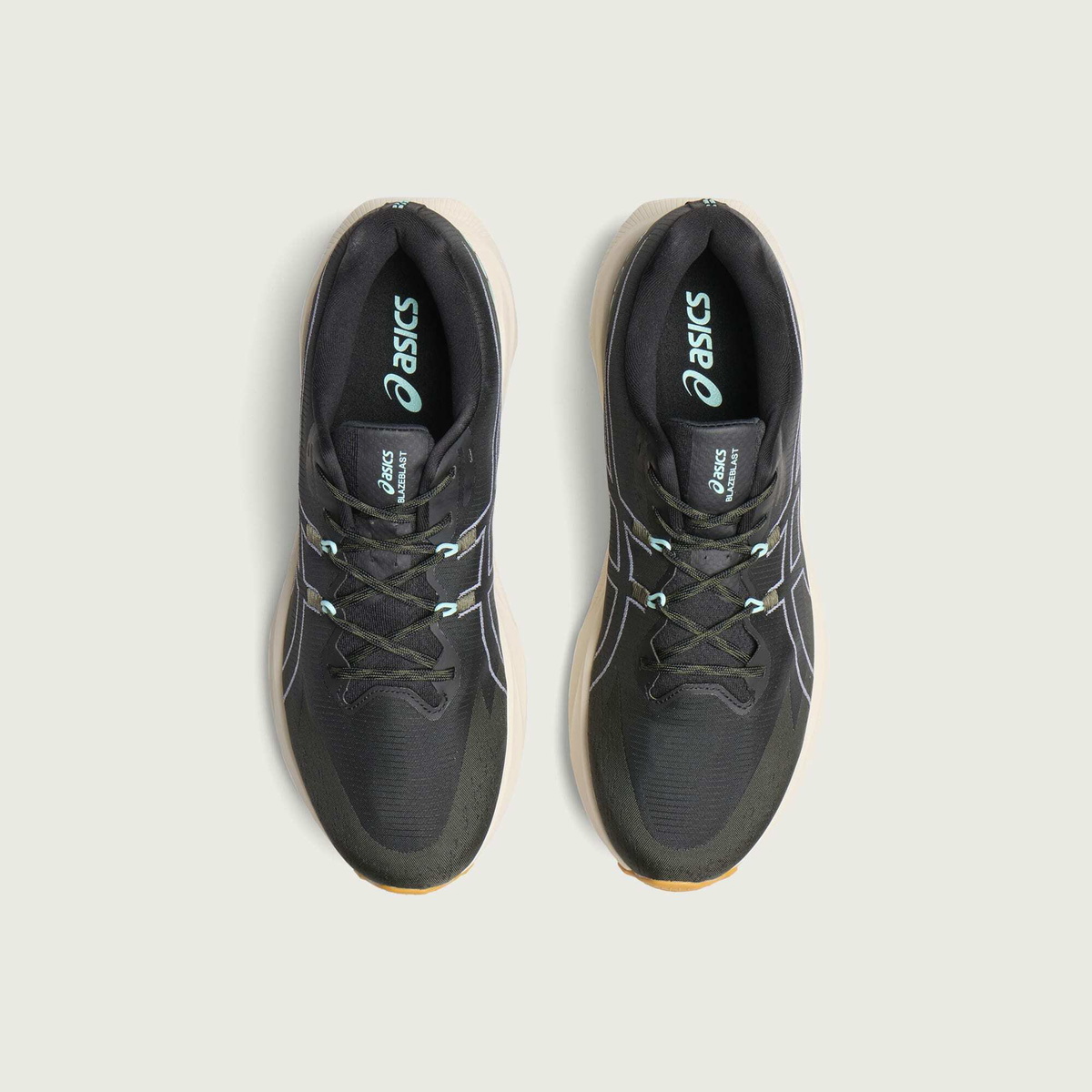 Asics Blazeblast Sneaker in Black/Sandstorm
