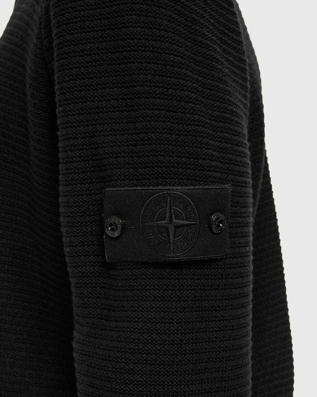 CREW NECK