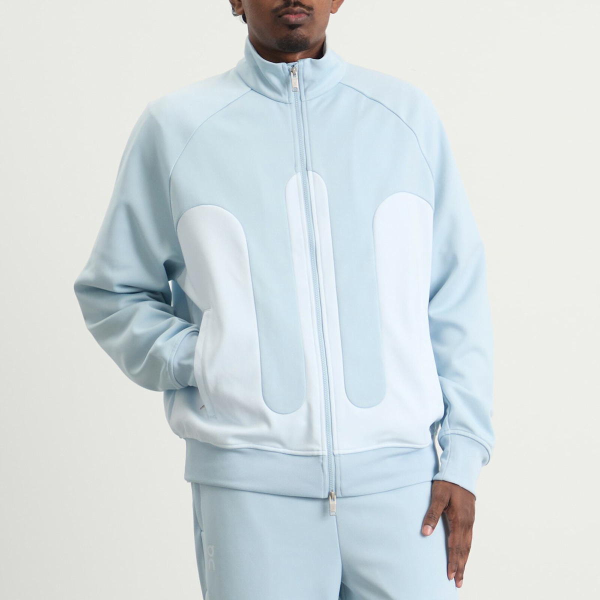 ON Men's IK Track Jacket in Chambray/Cascade