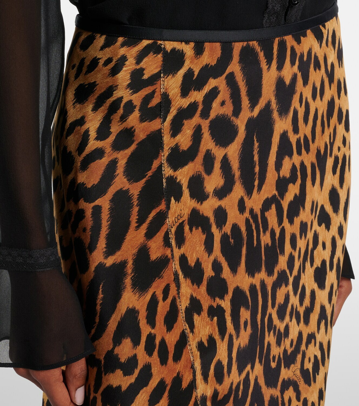 Gucci Leopard-print silk midi skirt