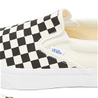 Vans Men's Slip-On Reissue 98 Sneakers in Lx Checkerboard Black/Off White