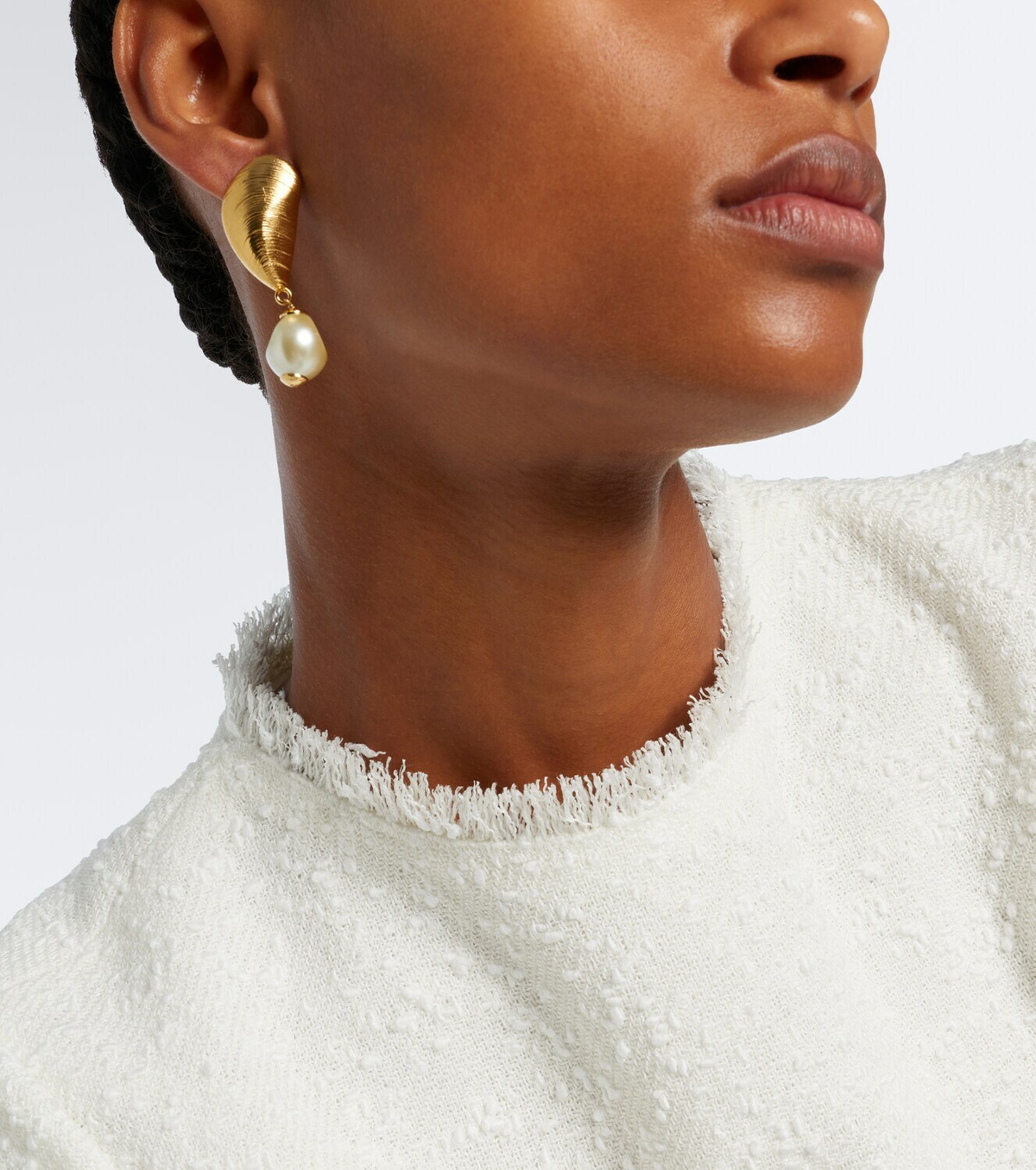 Oscar de la Renta Mussel embellished clip-on drop earrings