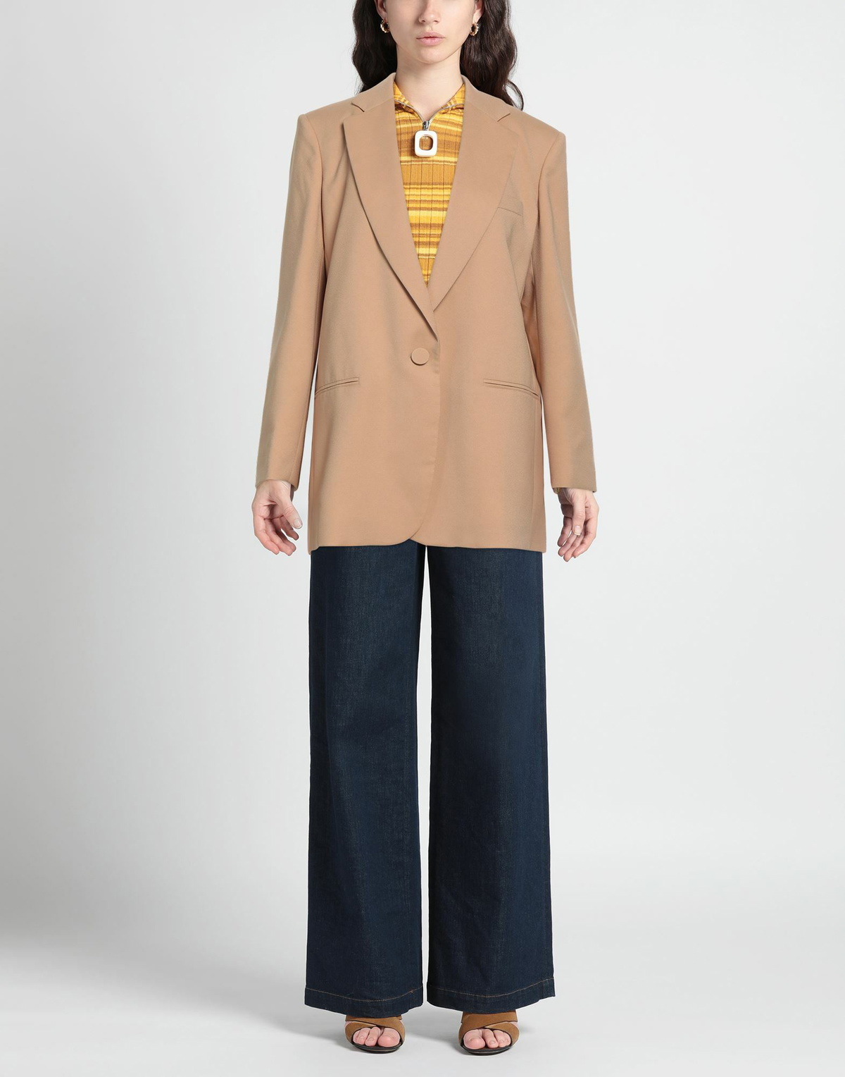 The Andamane Womens Blazer in Beige