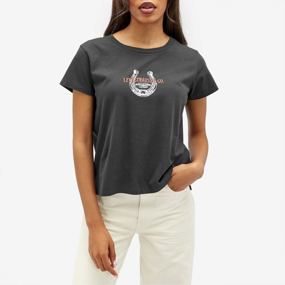 Levi's Women's Boxy Graphic T-Shirt in Black