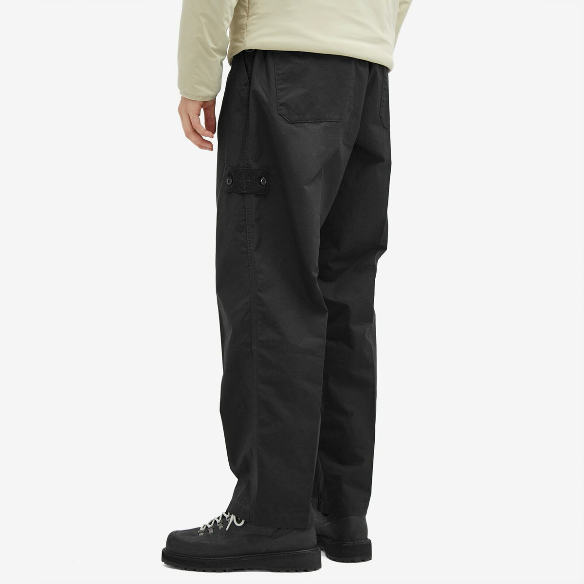 Stone Island Men's Ghost Ventile Pleated Pant in Black Stone Island