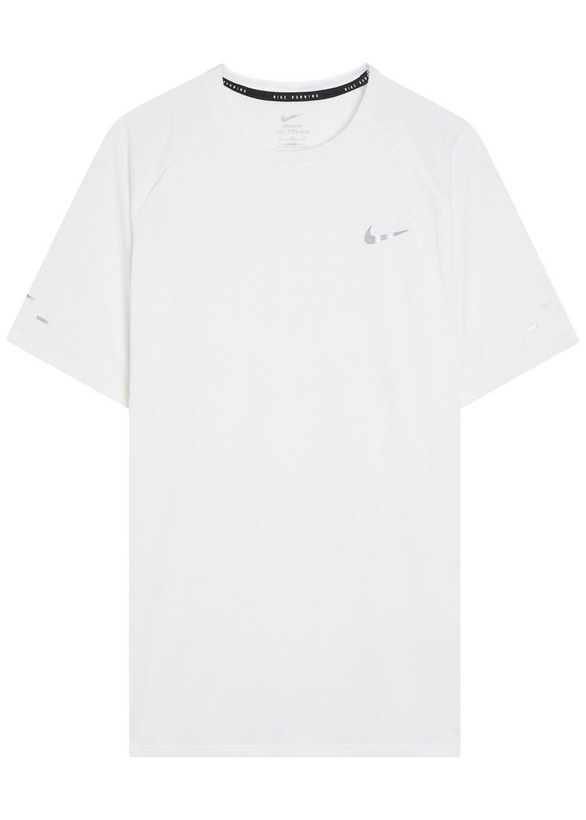 Photo: Nike Stride Dri-fit Adv Running T-shirt White