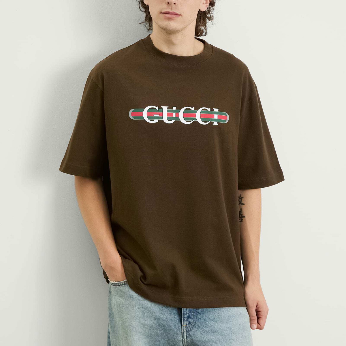 GUCCI ロゴプリント Tシャツ ブラウン Gucci Men's Interlocking Logo Heavy Cotton T-Shirt in Brown Gucci