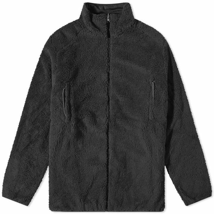 Photo: Pop Trading Company Men's Plada Sherpa Fleece Jacket in Charcoal