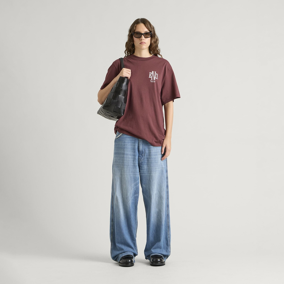 END. Mono T-shirt in Oxblood
