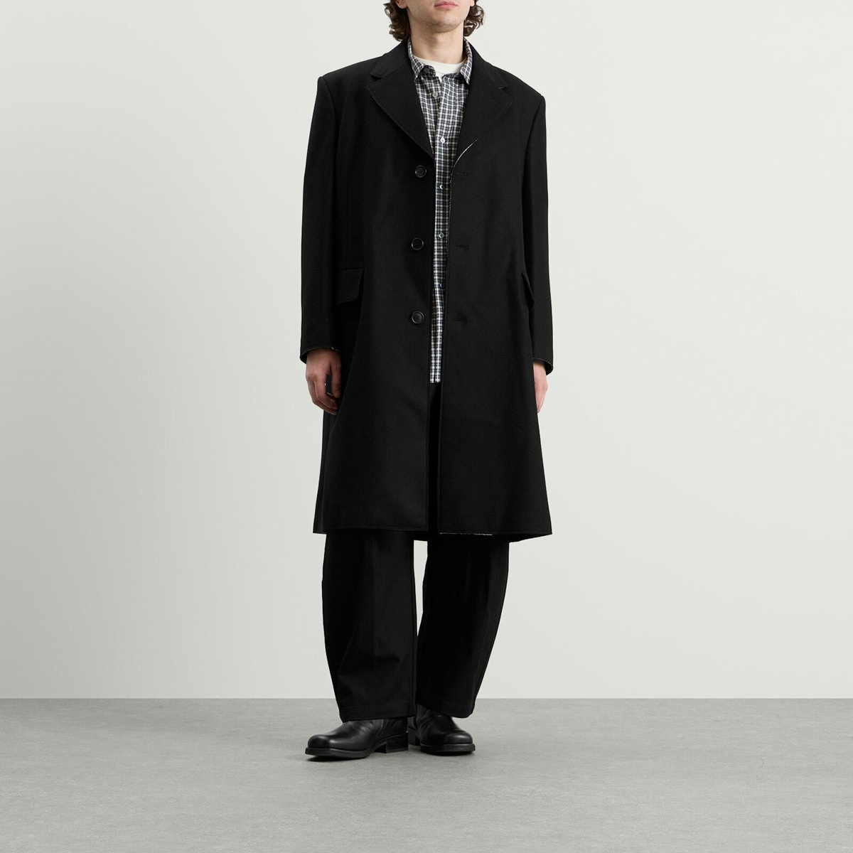 MM6 Maison Margiela Men's Wool Overcoat in Black
