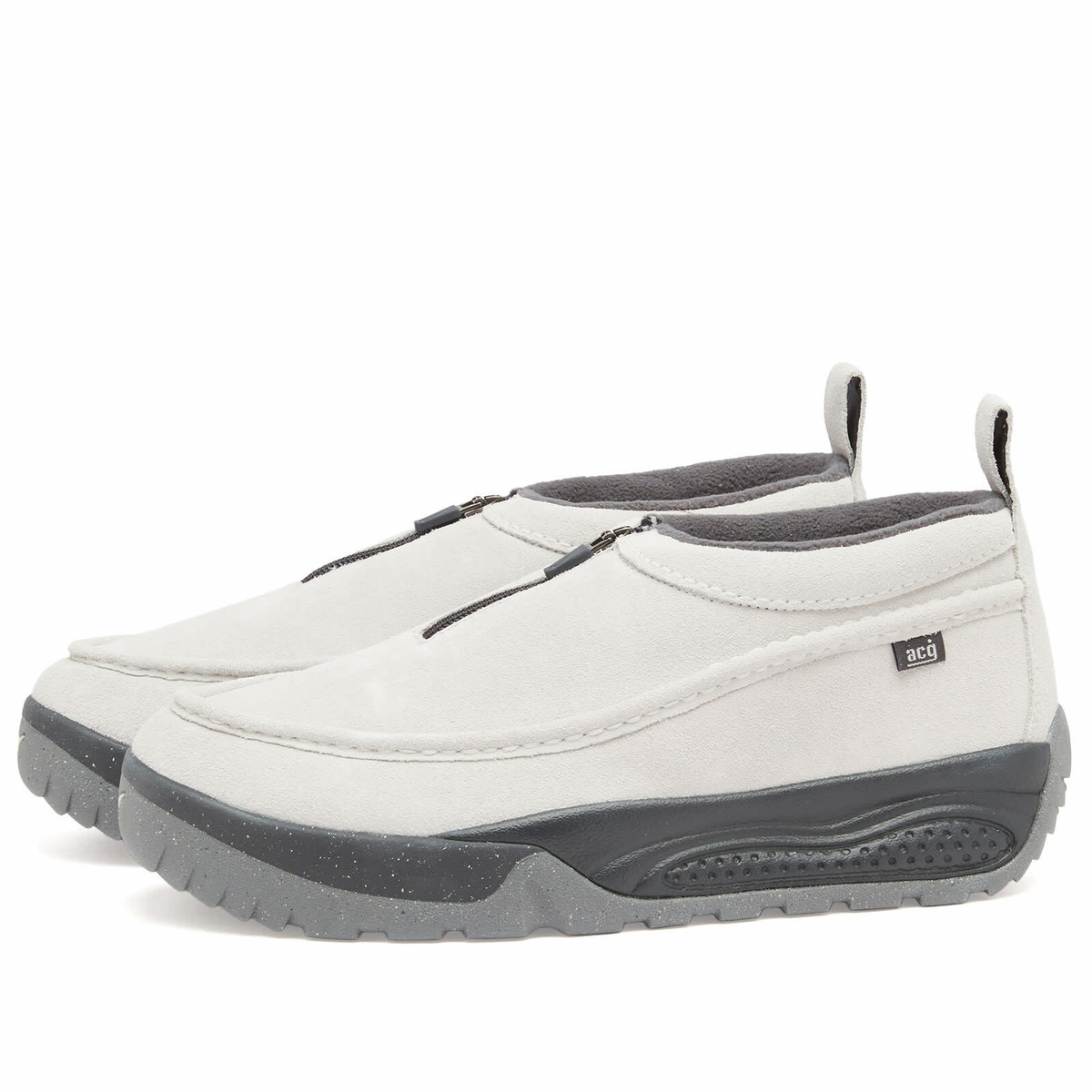 Nike Acg Izy Sneaker in Photon/Anthracite/Grey