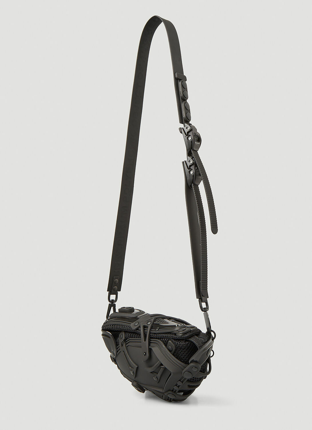 Innerraum Object I14 Smartphone Crossbody Bag