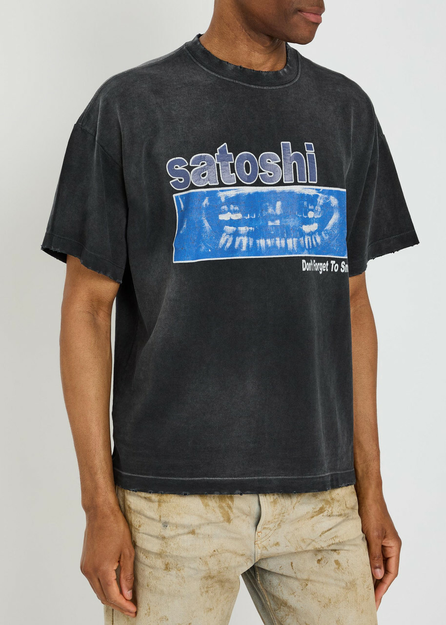 Satoshi Nakamoto Don't Forget To Smile Printed Distressed Cotton T-shirt Black