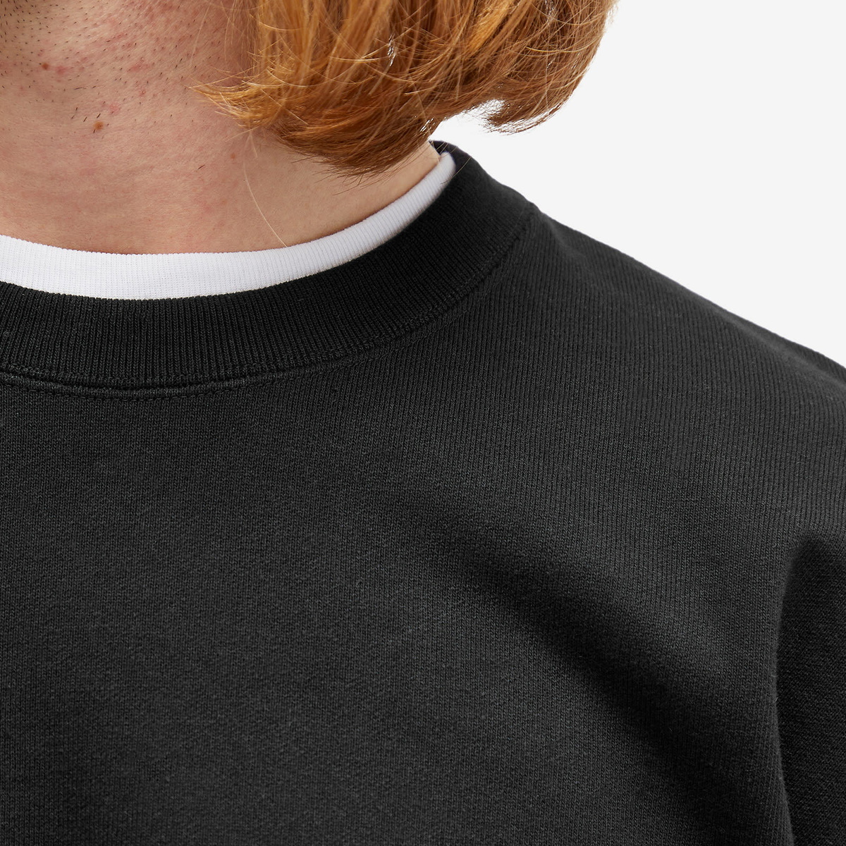 Uniform Experiment Men's Chenille Back Logo Sweatshirt in Black