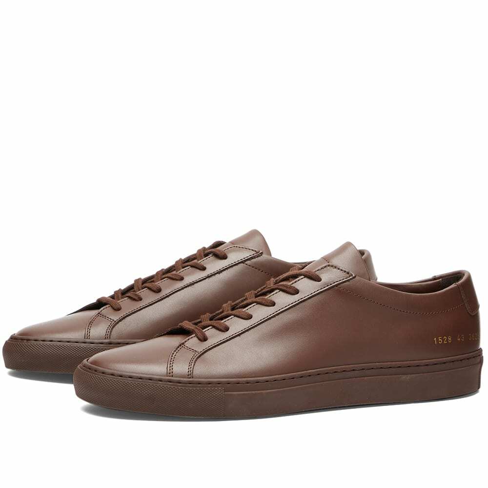 ◆Common Projects ◆ Original Achilles Low Nubuck Sneakers O Common Projects Men's Original Achilles Low Sneakers in Grey