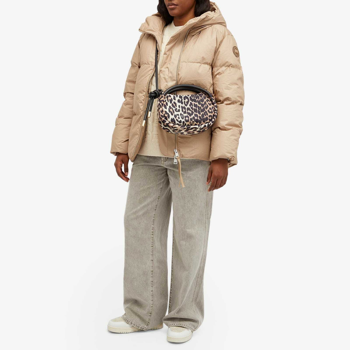 Canada Goose Women's Garnet Puffer Jacket in Desert Sand