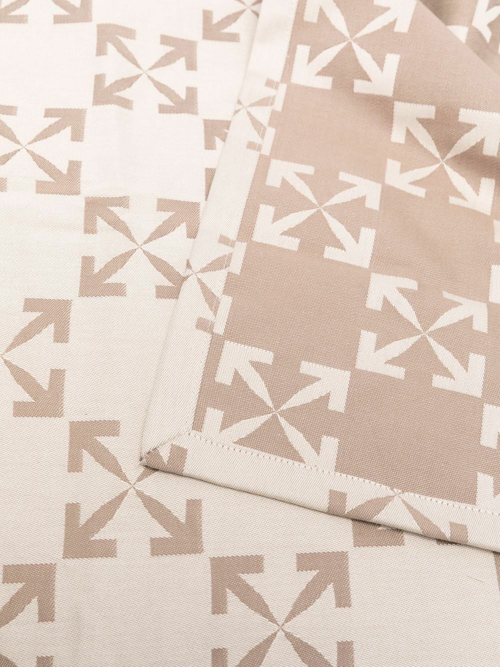 OFF-WHITE - Arrow Pattern Napkin