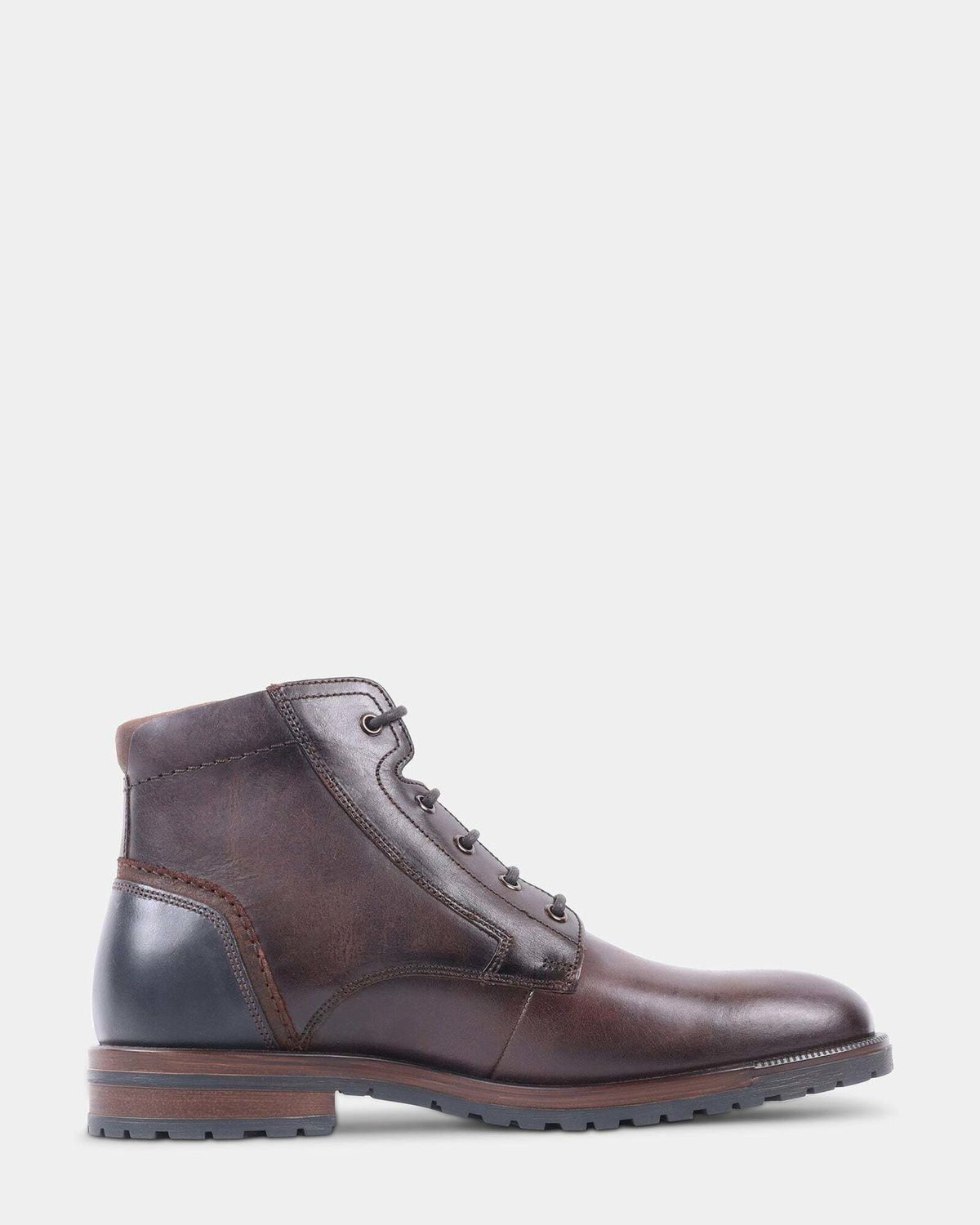 Steve Madden Moris Boots in Brown