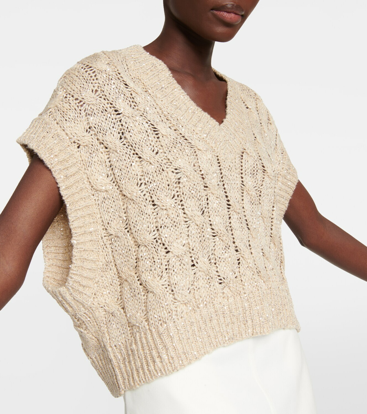16 Modern Cable Knitting Patterns (Sweaters, Vests, & More)