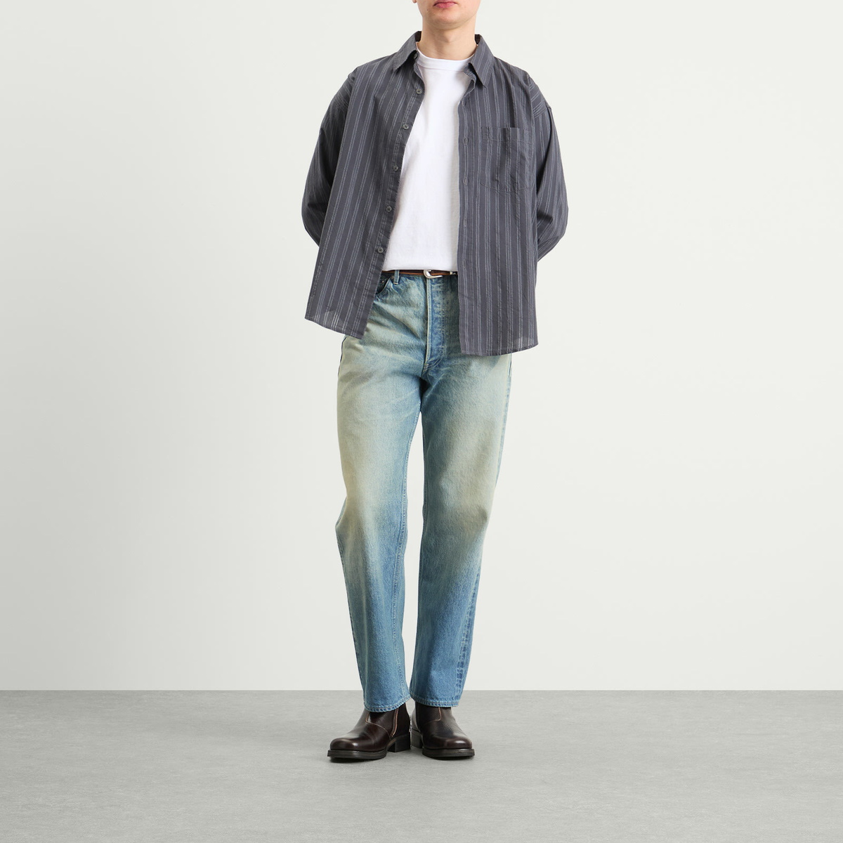 Auralee Men's Selvedge Faded Straight Jeans in Faded Indigo