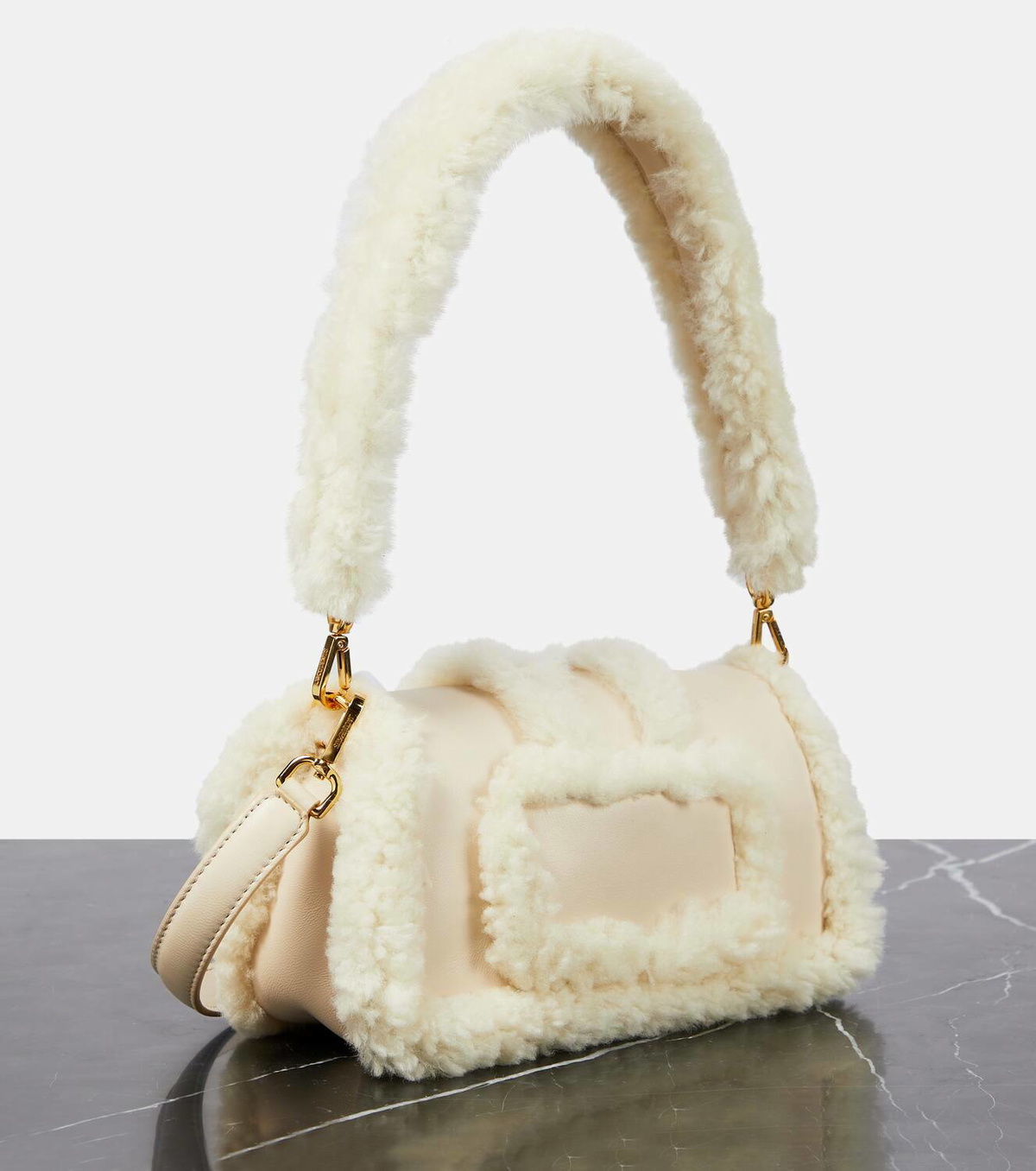 Jacquemus Le Petit Bambimou Doux shearling-trimmed shoulder