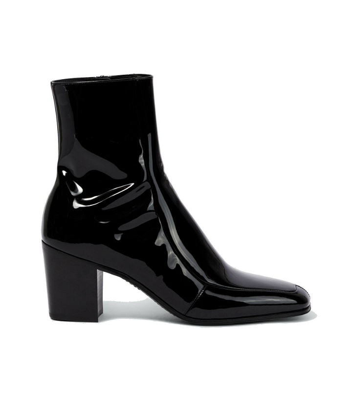 Photo: Saint Laurent - Beau patent leather ankle boots