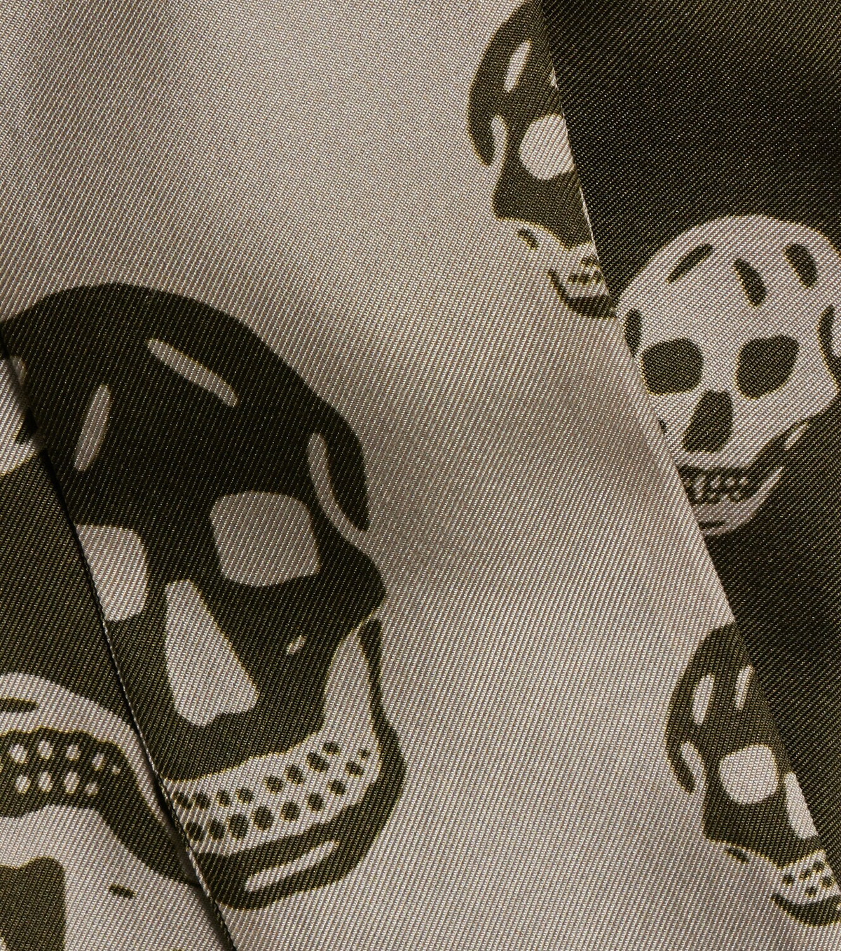 McQueen Skull silk twill scarf