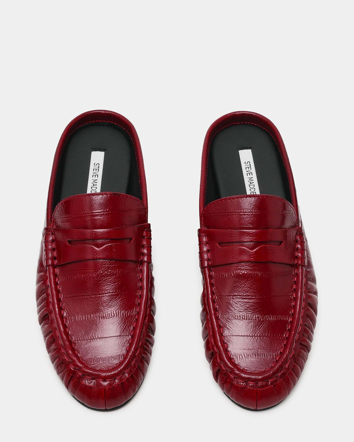 Steve Madden Rafe Flats in Burgundy Exotic