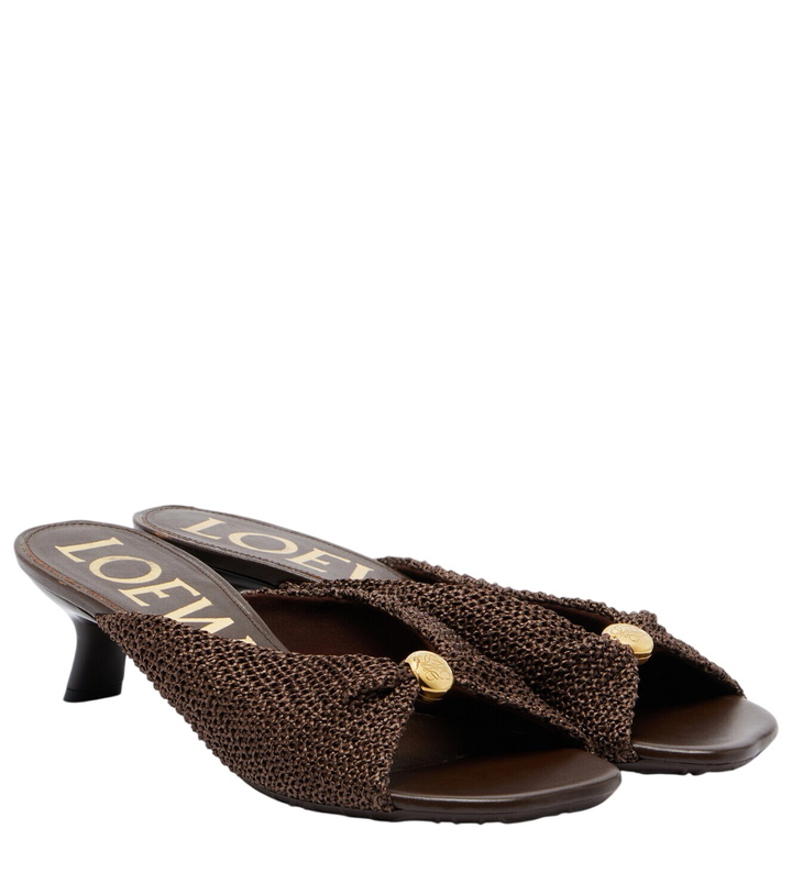 Photo: Loewe Paula's Ibiza Pebble Soft mules