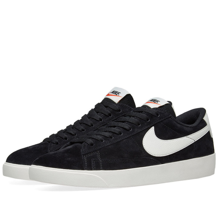 Photo: Nike Blazer Low SD W