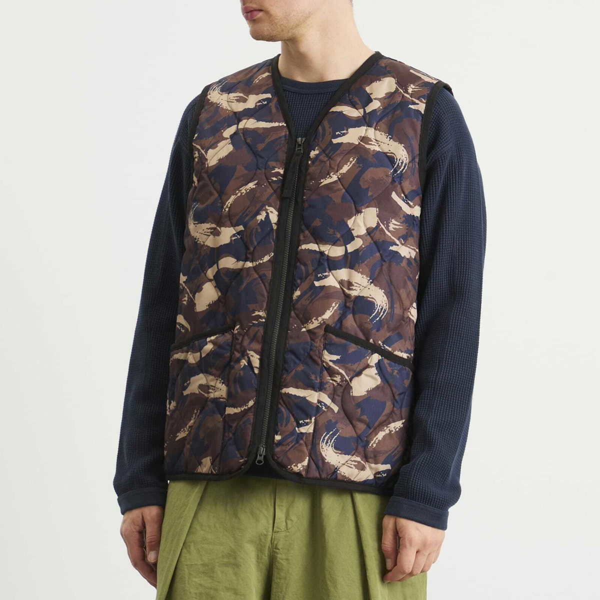 Taion Men's Military V-Neck Zip Down Vest in Paint Camo