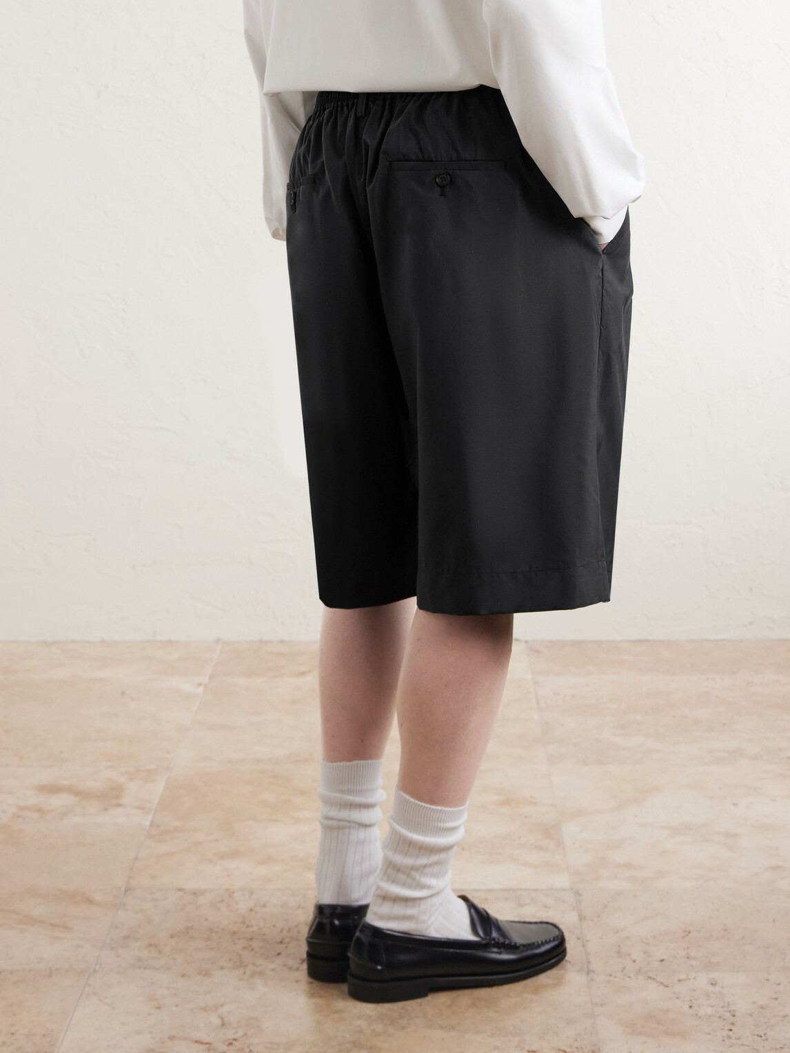 ssstein - Easy Wide-Leg Silk-Blend Shorts - Black