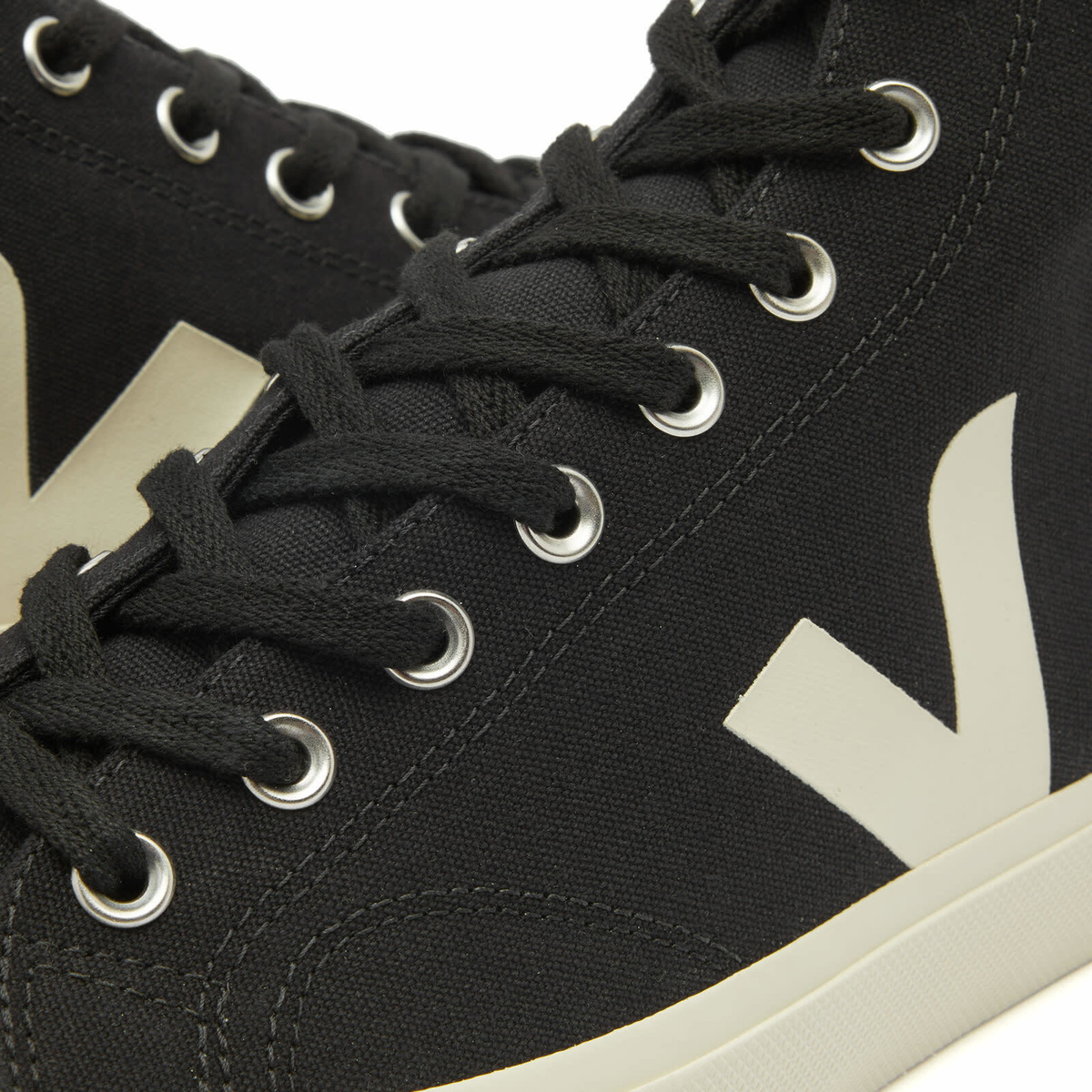 Veja Men's Wata High Top Sneakers in Black/Pierre VEJA