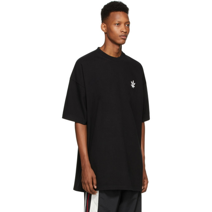 VETEMENTS Black Maria Logo T-Shirt Vetements