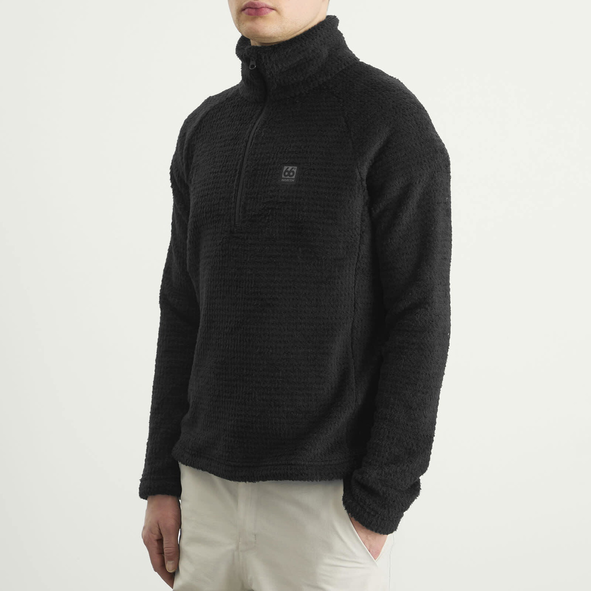 66° North Men's Hrannar Zipneck in Black