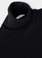 Aiezen Silk and Cashmere-Blend Fine-Knit Turtleneck Sweater