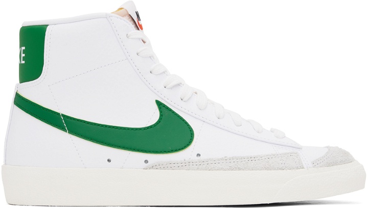 Photo: Nike White & Green Blazer Mid '77 Vintage Sneakers