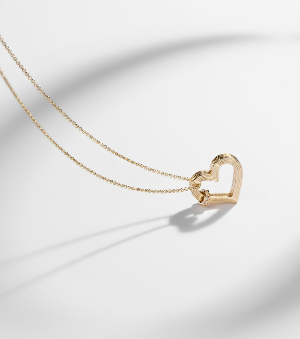 Sydney Evan 14kt gold (585/1000) necklace with diamonds