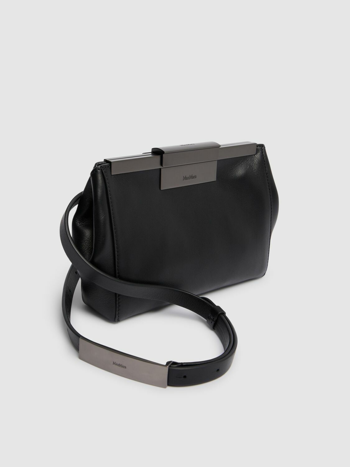 MAX MARA Clasp Leather Belt Bag Max Mara MAX MARA Clasp Leather Belt Bag Max Mara
