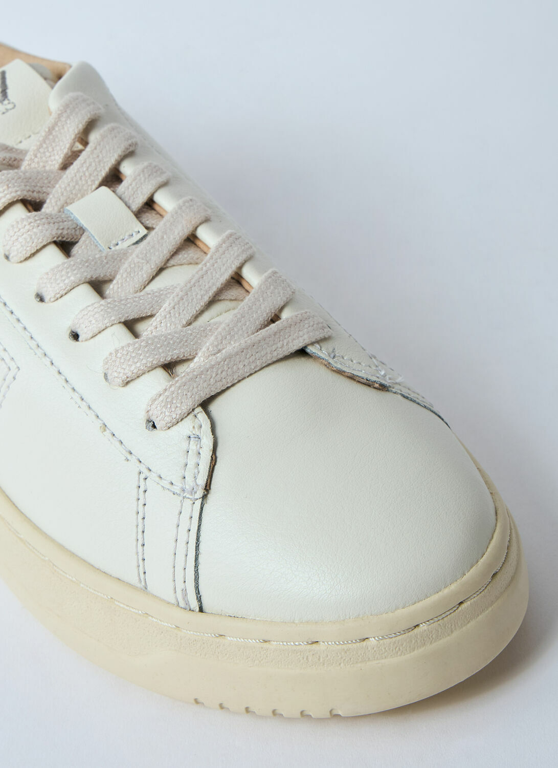Autry Dallas Low-Top Sneakers