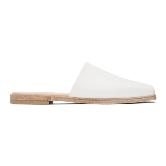 Photo: AURALEE White Foot The Coacher Edition Square Sandals