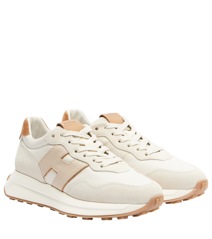 Photo: Hogan Hogan H641 suede sneakers