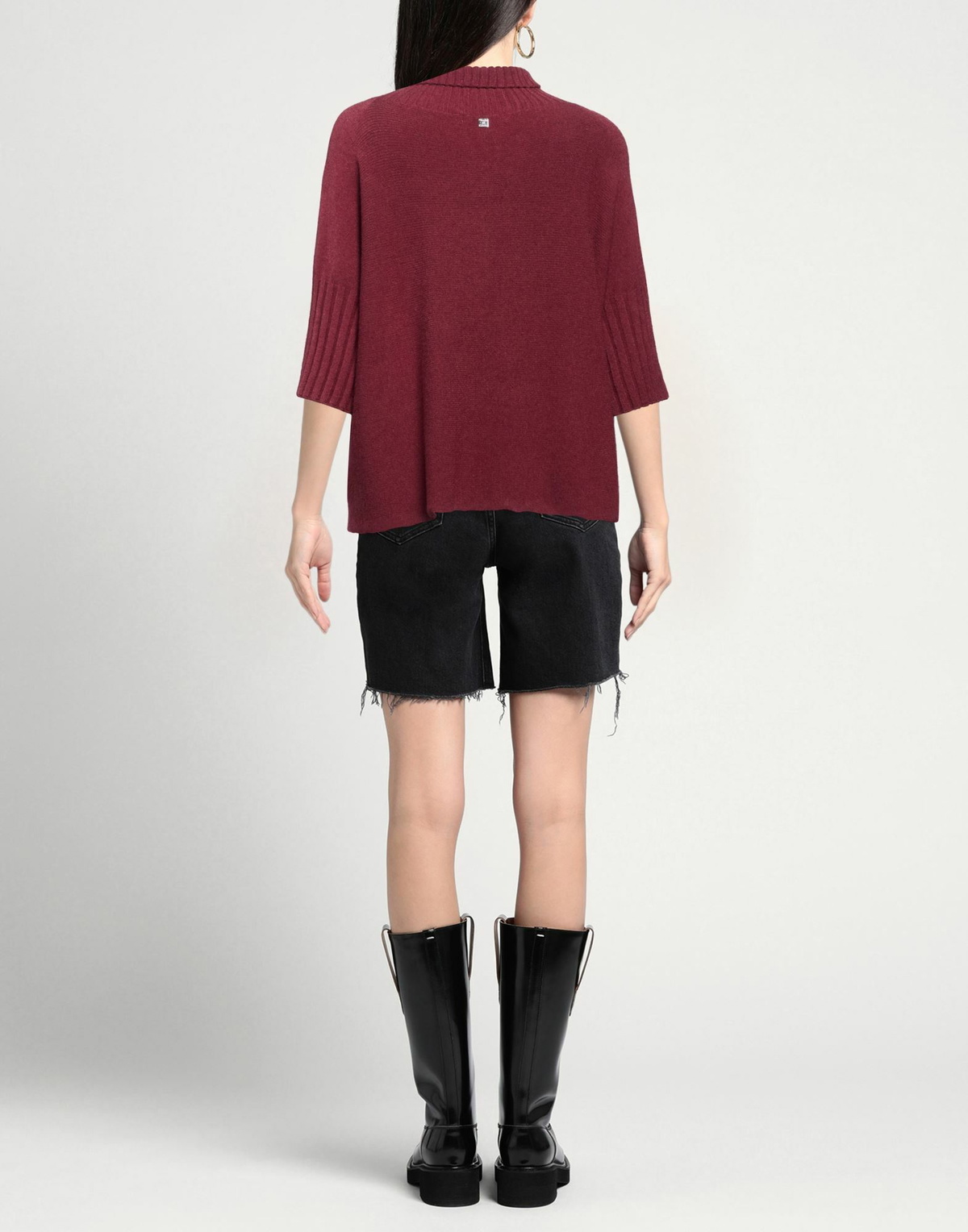 Manila Grace Womens Turtleneck in Burgundy