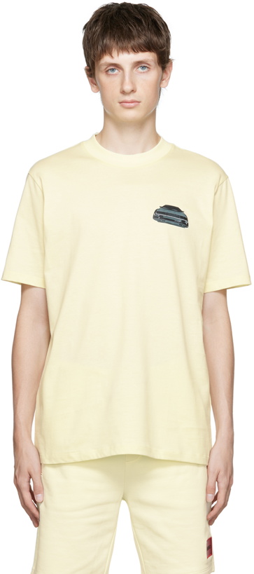 Photo: Hugo Yellow Delectric T-Shirt
