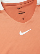 Nike Tennis - Court Advantage Slim-Fit Dri-FIT Tennis T-Shirt - Orange