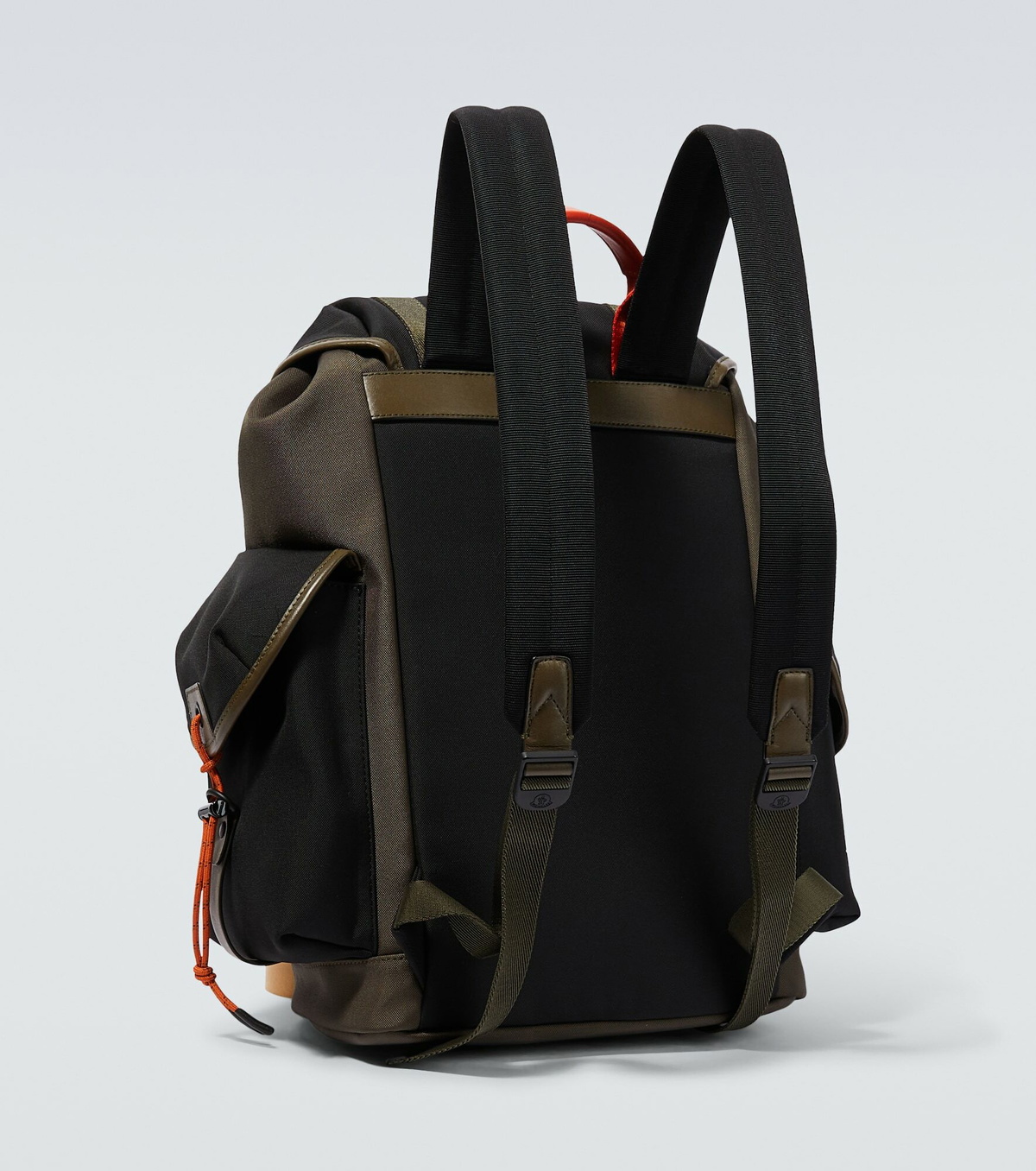 出品１８日まで‼️定価１１万‼️早い者勝ち‼️MONCLER YEHOR バッグ 楽天市場】MONCLER モンクレール ショルダーバッグ YEHOR 6B00001